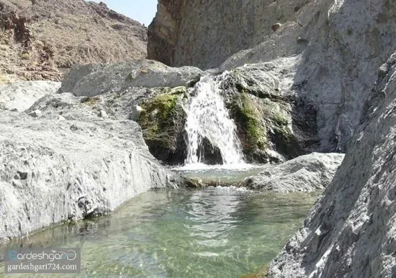 پیپ، آبشار پلکانی لاشار