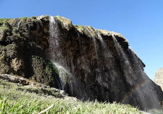 آبشار کمردوغ