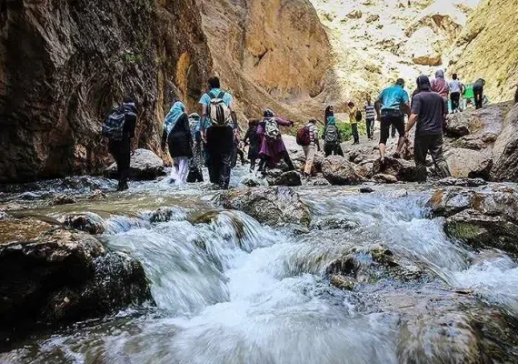 تنگه واشی منطقه ای ییلاقی و خوش آب و هوا