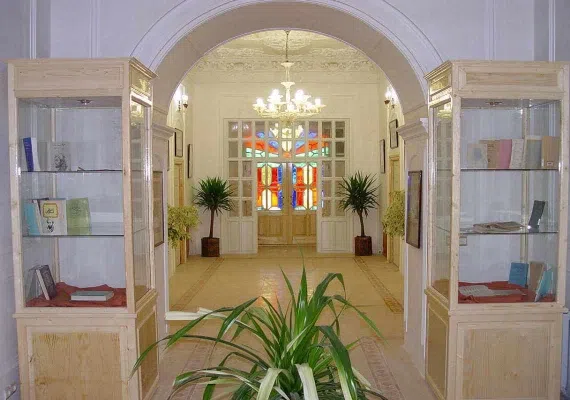 باغ موزه نظری