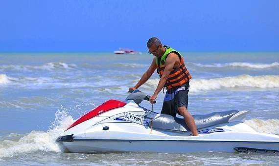 پلاژ ساحلی متل قو