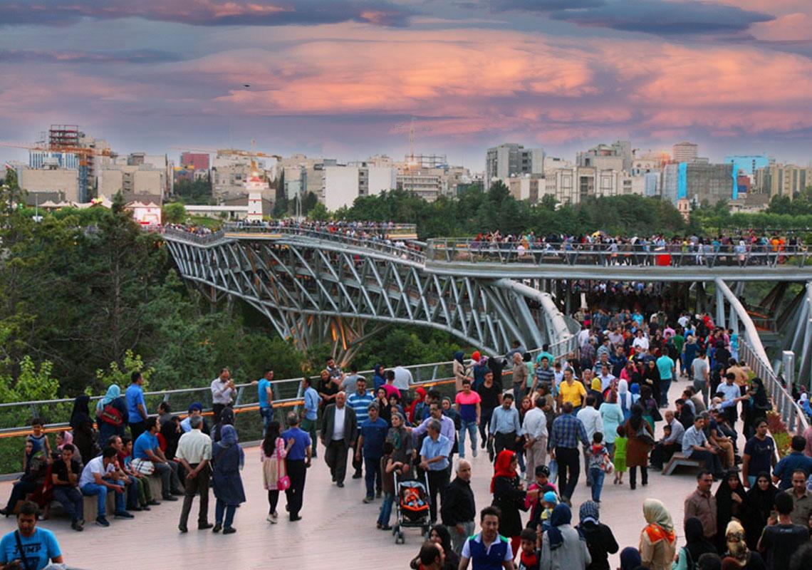 پل طبیعت تهران کجاست