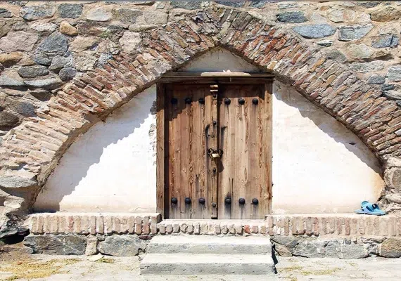 رباط خاکستری مشهد