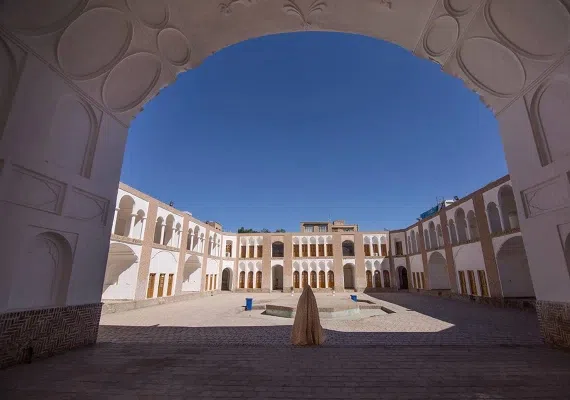 مدرسه شوکتیه