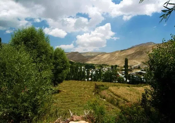 روستای لزور