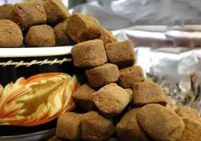 12 سوغات اهواز - از خرمای اهواز تا میناکاری روی طلا | لیست کامل + عکس