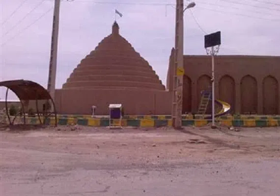 یخدان عباس آباد حاجی