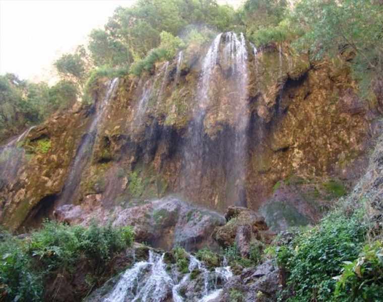 آبشار اسطرخی