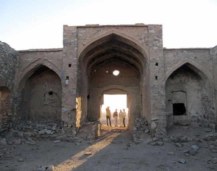 کاروانسرای زیرو