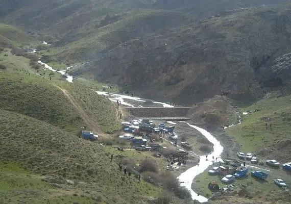 چشمه زرد کردیان (روستای کردیان)