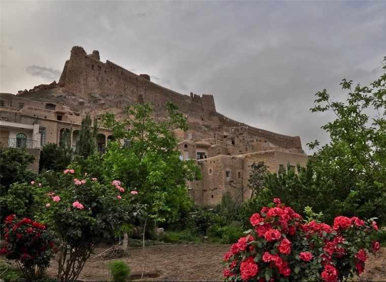 خانه باغ عطایی نوغاب