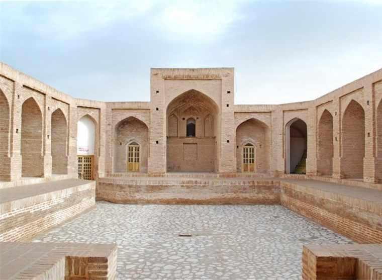کاروانسرای شاه عباسی
