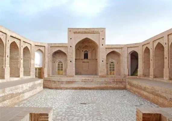 کاروانسرای شاه عباسی