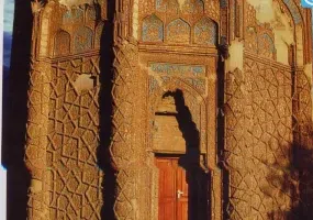 گنبد کبود مراغه