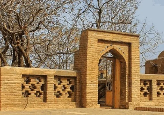 آرامگاه حافظ ابرو