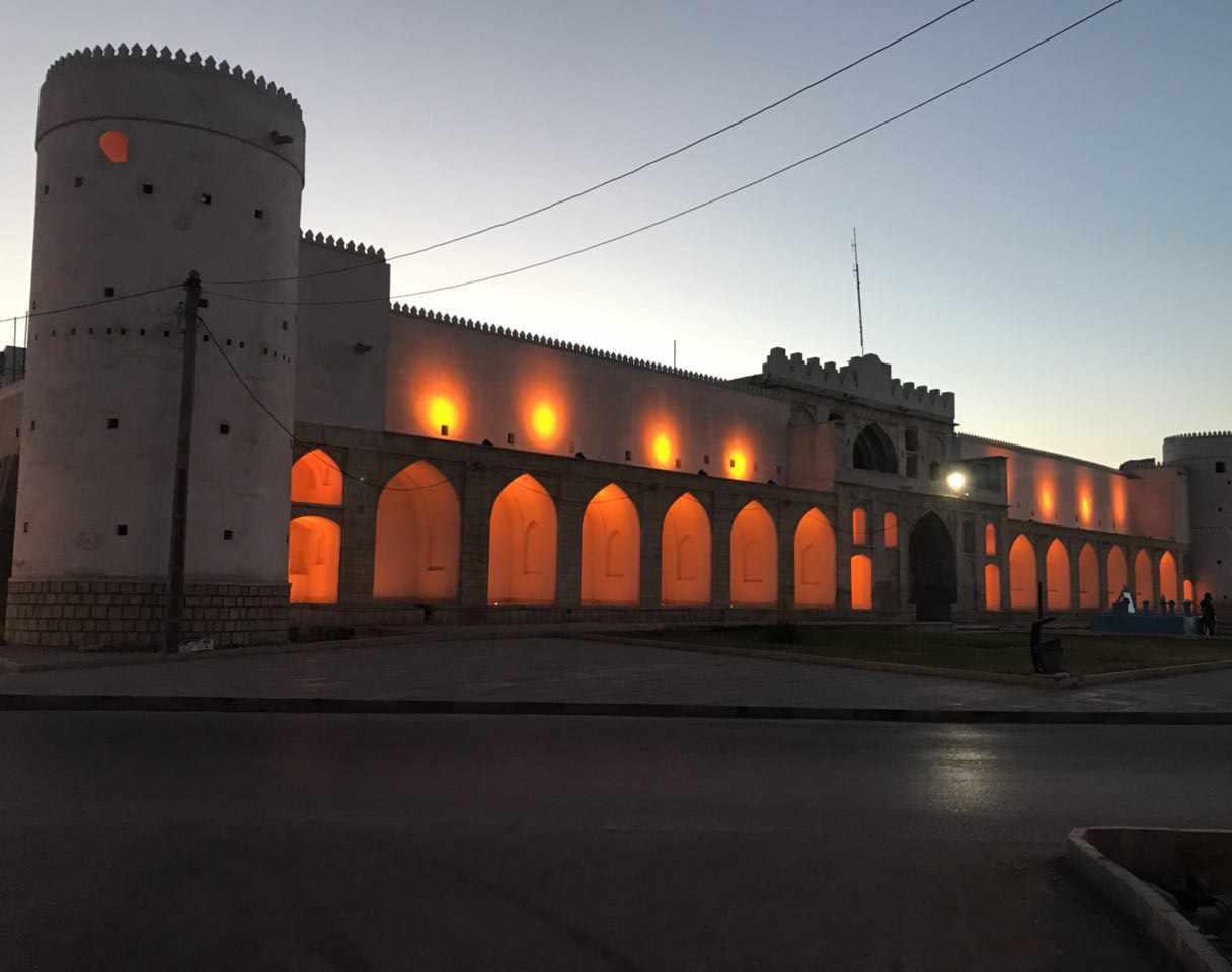 کاروانسرای مشیرالملک یا دژ برازجان