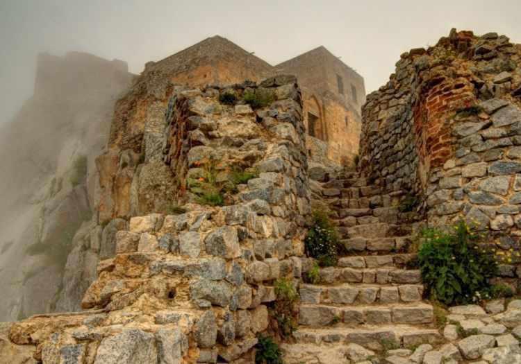 قلعه بابک در کلیبر