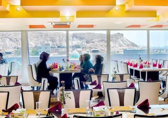 درگهان، مراکز خرید قشم