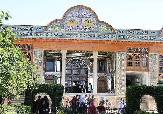 نارنجستان قوام و موزه قوام