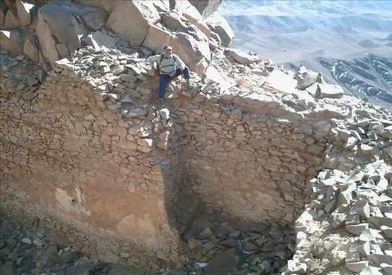 قلعه رستم خوسف