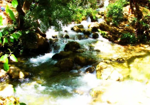 آبشار مارگون سپیدان