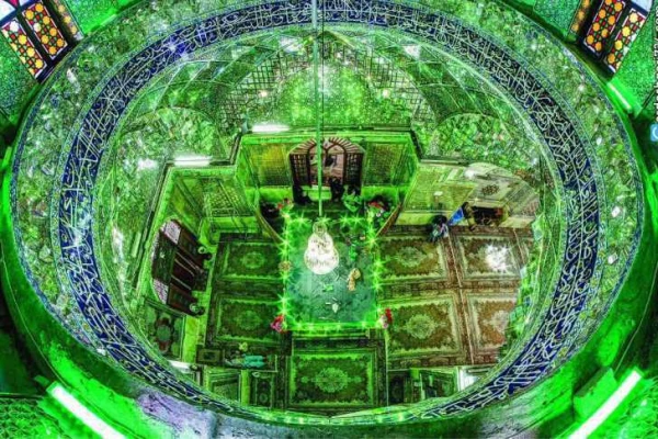 آرامگاه سید تاج الدین غریب