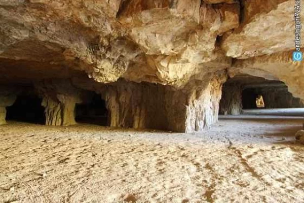 غار سنگ تراشان جهرم
