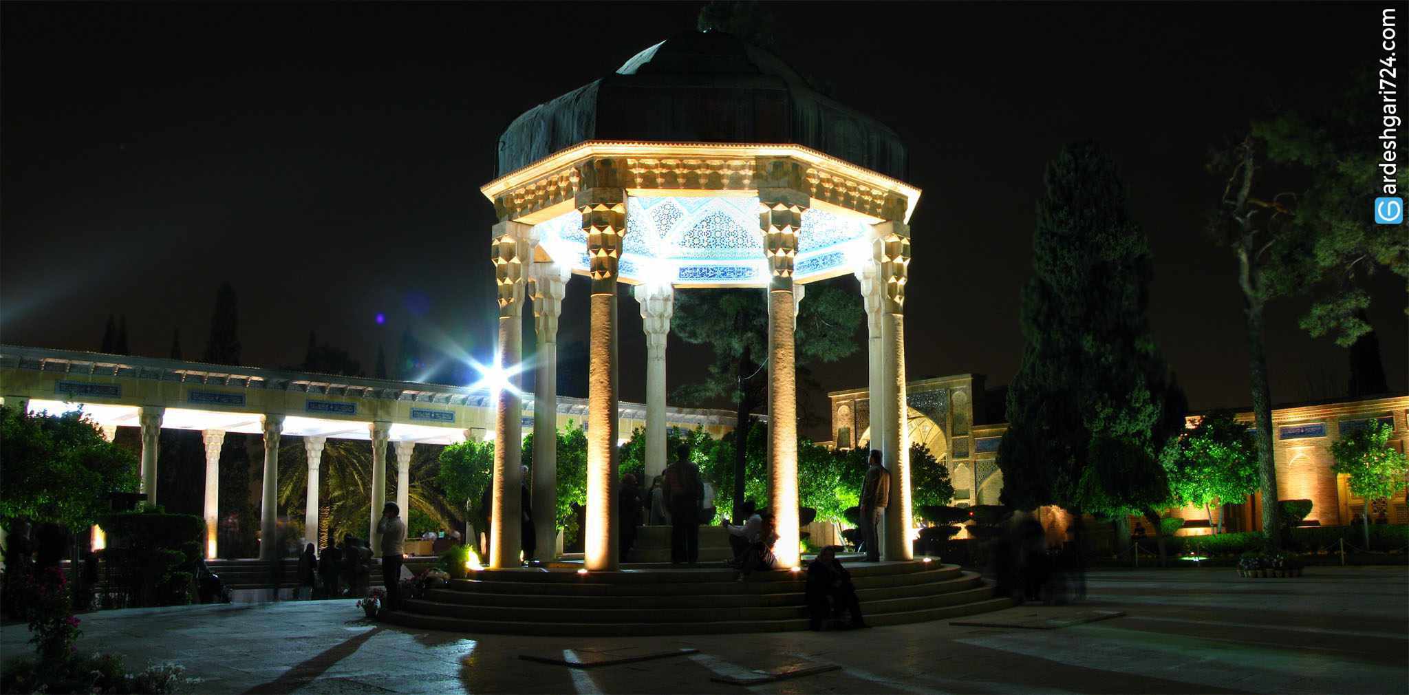 آرامگاه حافظ شیرازی