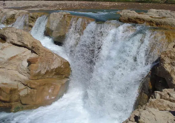 آبشار ماهوته آبدانان