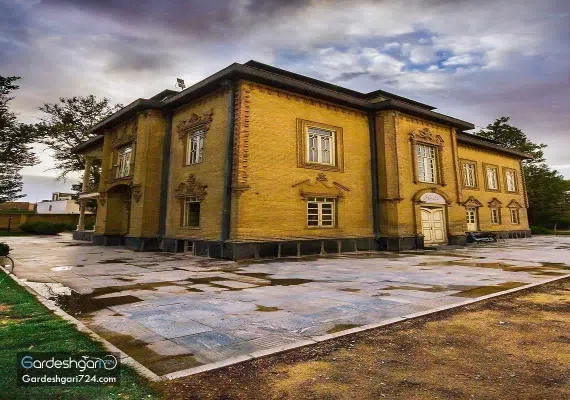 خانه خاکباز